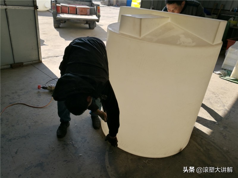 搅拌罐设备安装全过程,药剂搅拌桶结构图