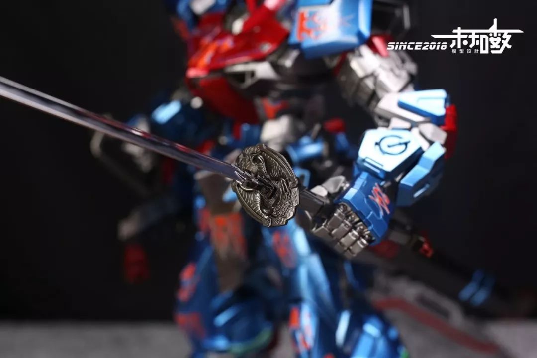 pg异端高达造型,红异端pg高达