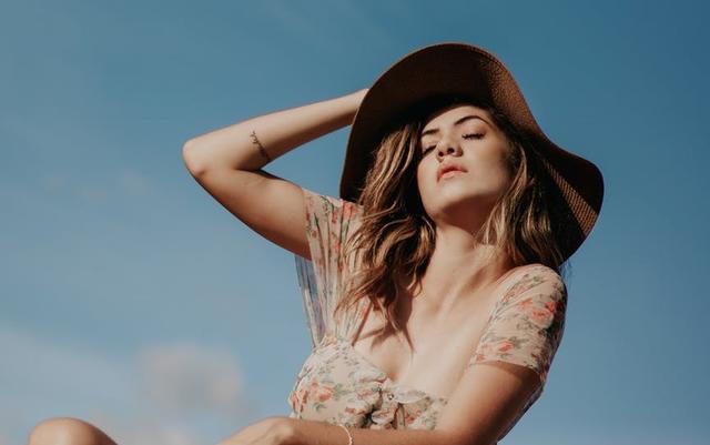 当一个男人足够爱你他会怎么做,一个男人爱不爱你就看他给你什么