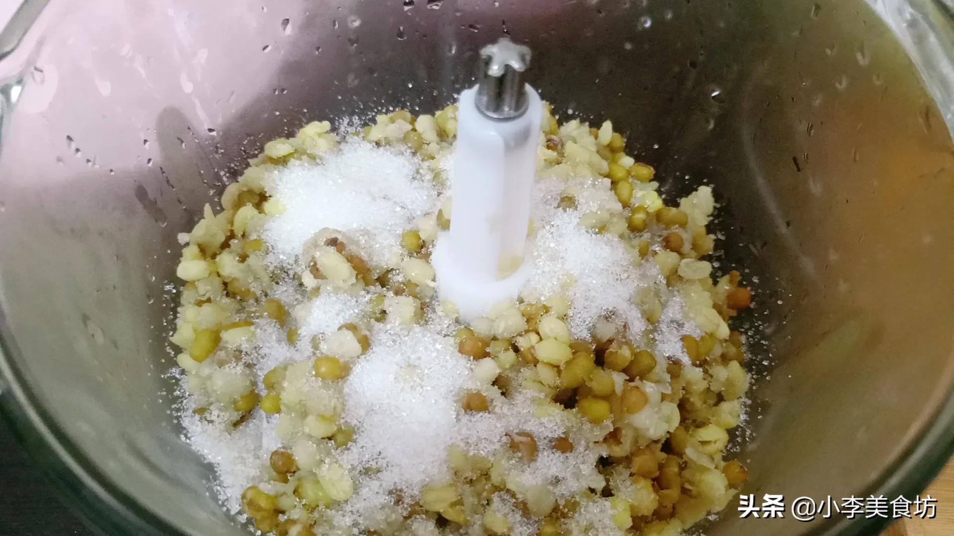 家庭酥皮绿豆饼做法,家庭版自制酥皮绿豆饼