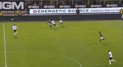 「中国足协」IFAB2020/21竞赛规则条款解读（内附动图案例）