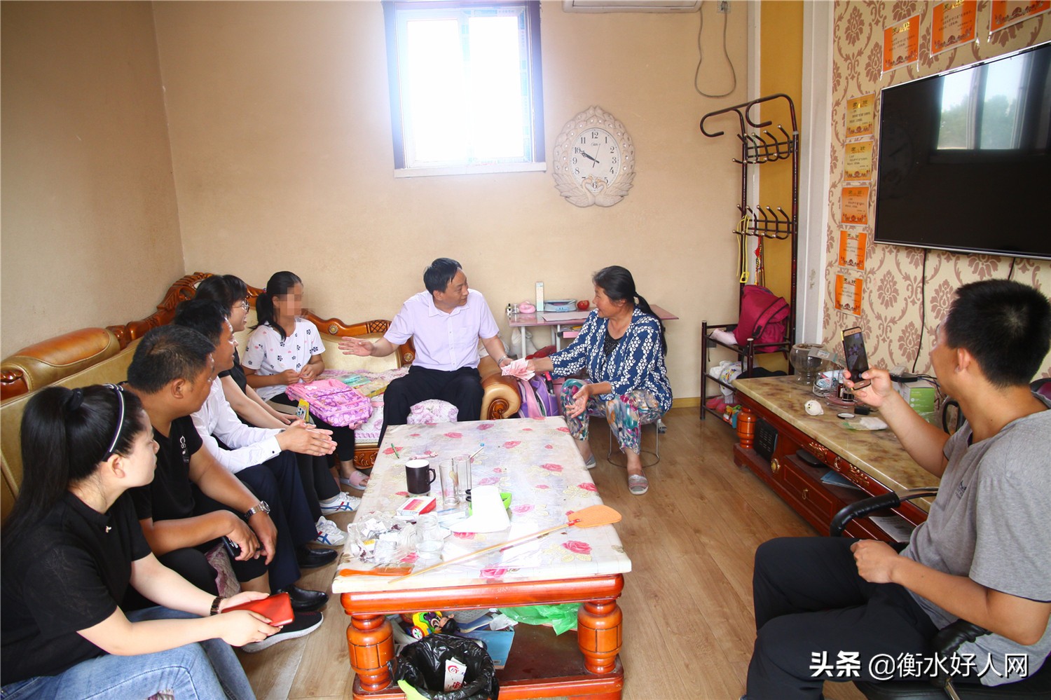 一米微光暖人心,一米微光