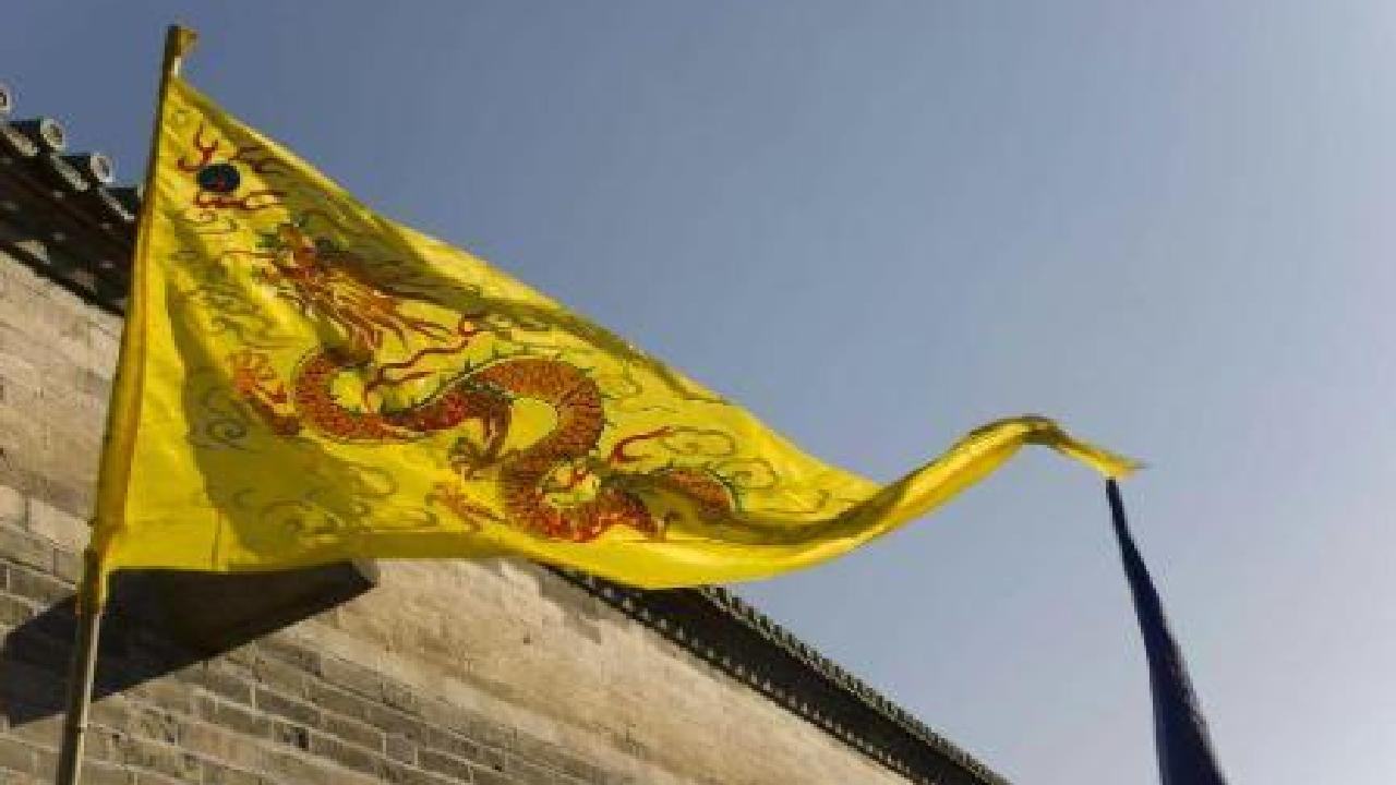 韩国人眼中的朝鲜国旗,朝鲜国旗和韩国国旗对比