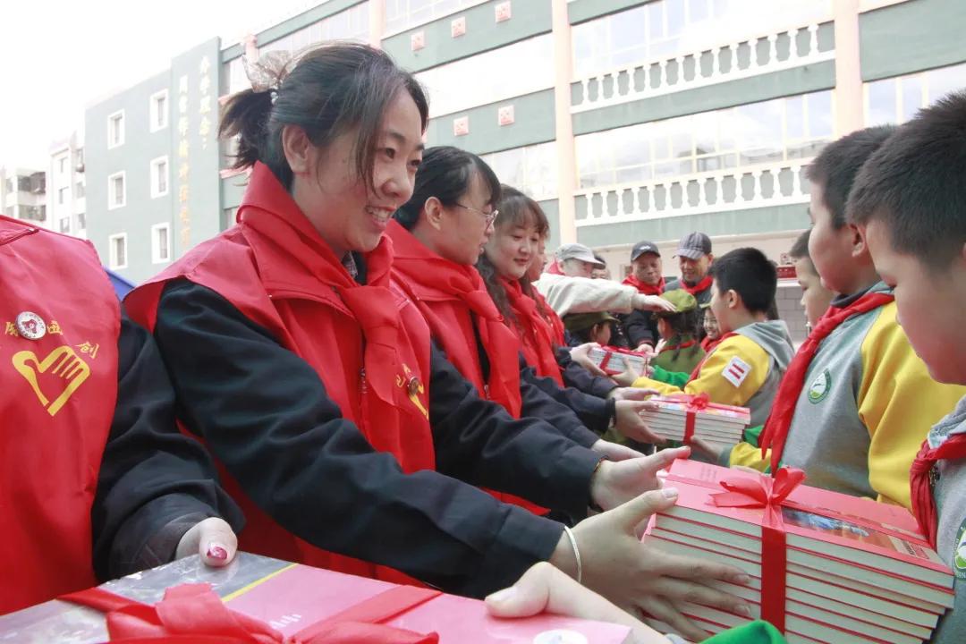 秀水泱泱红船依旧读书笔记,秀水泱泱红船依旧图片