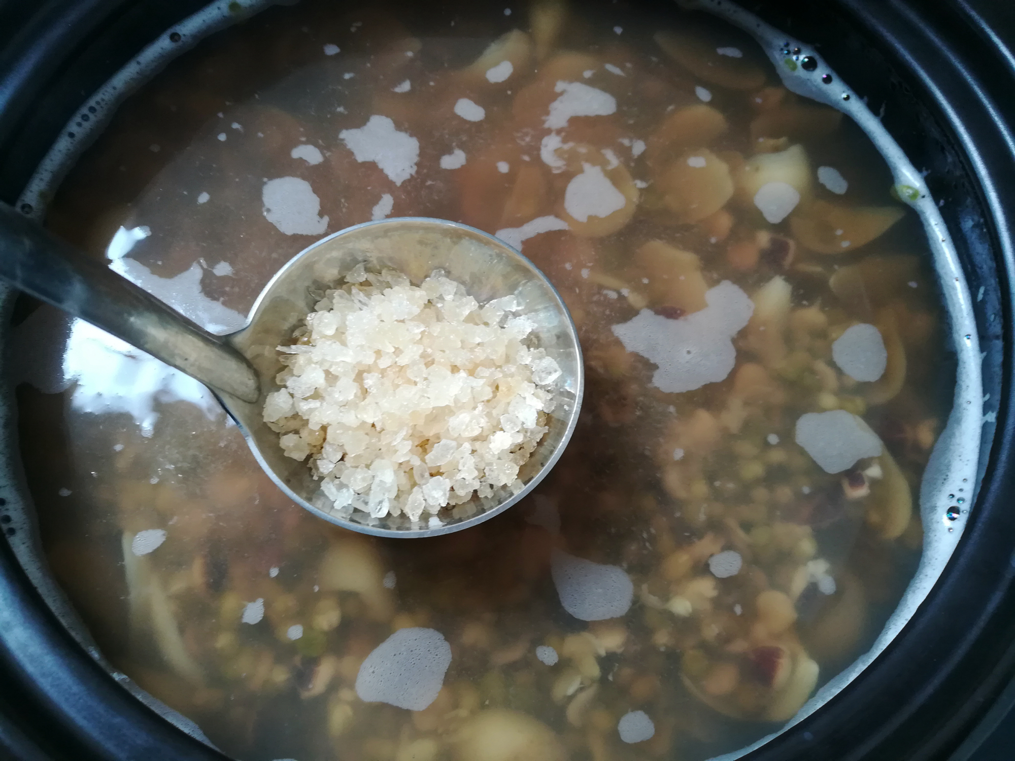 煮绿豆粥放米好吃还是不放好,煮绿豆粥加糯米还是粘米