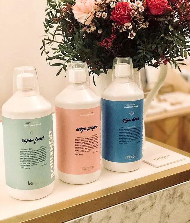 夏日的浪漫洗衣液香味持久留香,真丝护色洗衣液桑蚕丝专用