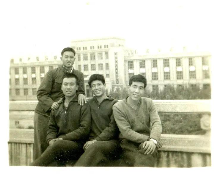 深切缅怀老宗师,缅怀足球教练