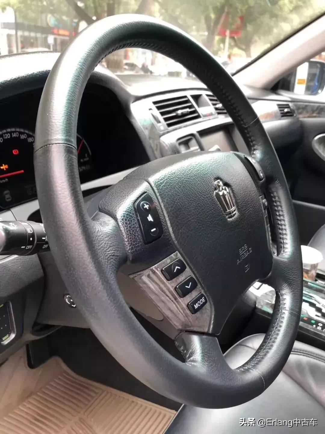 情怀皇冠最经典的12代,全新十六代丰田皇冠