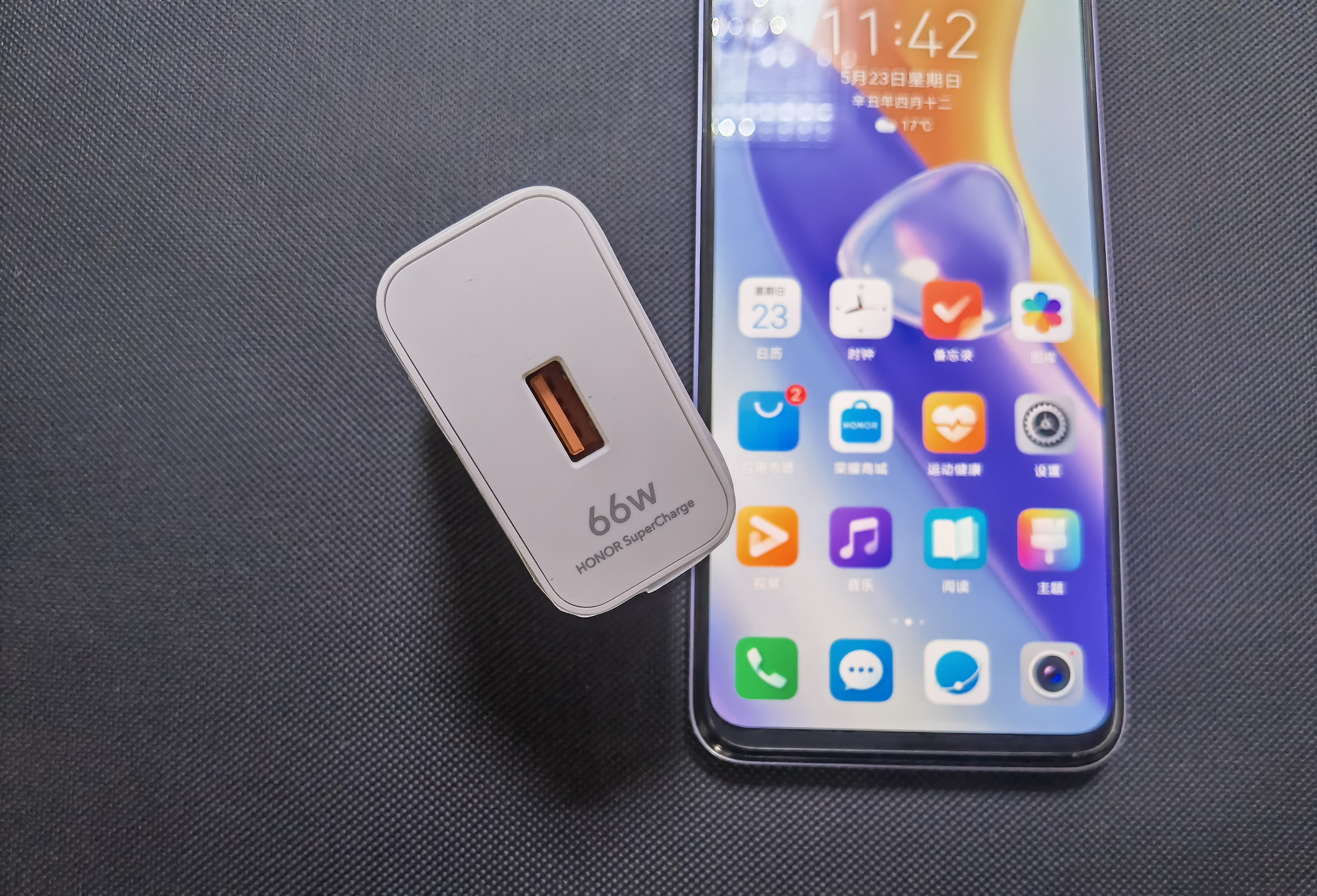 荣耀play566w快充测试,荣耀play6tpro对比荣耀play5tpro