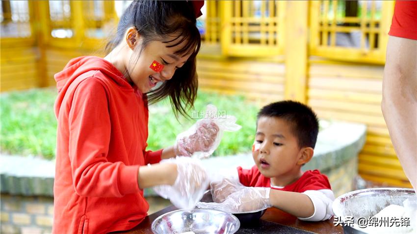 中秋临近我县手工自制月饼受青睐,中秋手工月饼美篇