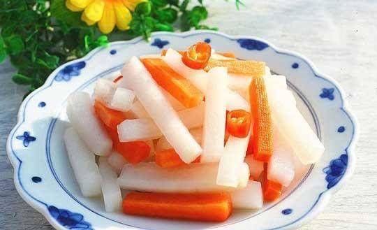 难怪饭店的泡椒萝卜条那么好吃?原来技巧全在这,2分钟就能学会