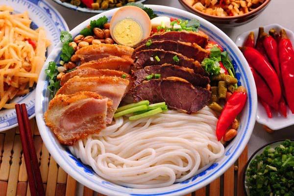 我开米线店的经历,开米线店的惨痛经历