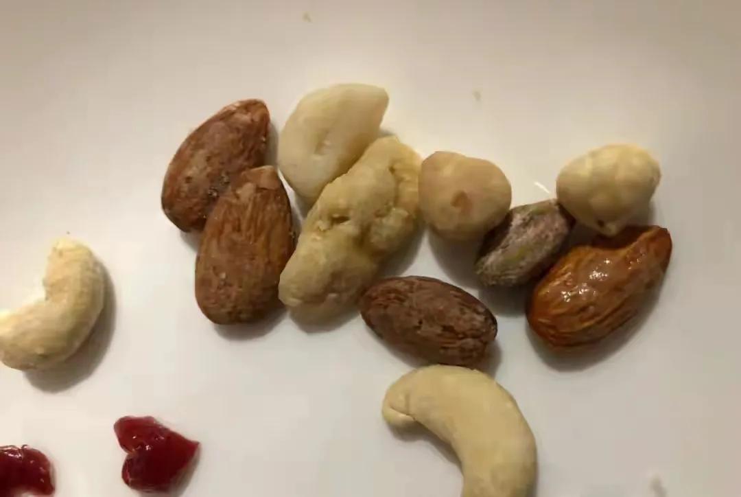 加拿大鹅事件时评,最近关于加拿大鹅的事件的起因