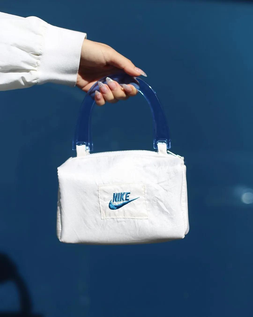 nike好看且好穿女,nike好看又不贵的单品衣服