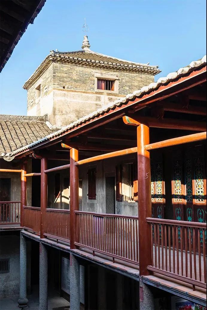 世界公认十大足球球王,跟贝利称为世界五大球王的国脚