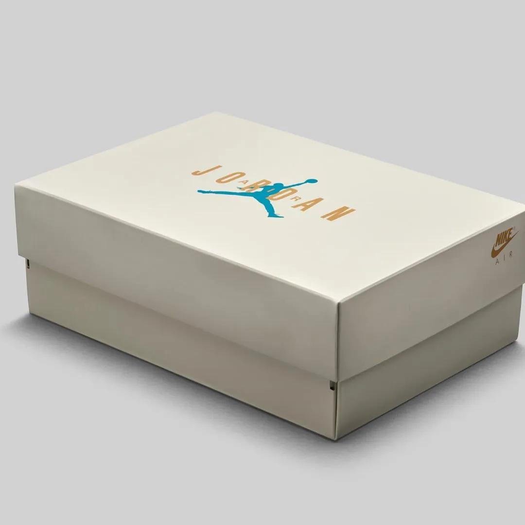 「每周联名X讯」众人骂丑，价格却直逼倒钩的鞋究竟长什么样？