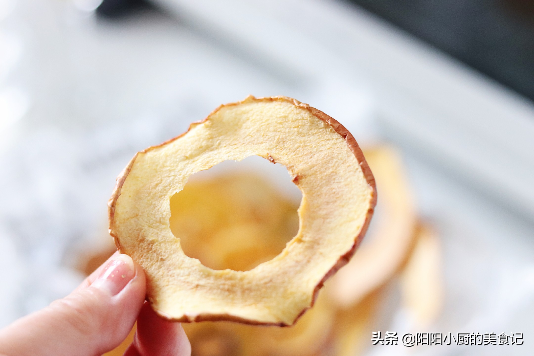 自制简单小零食可外带不用黄油,自制小零食简单易做不用烤箱冬天