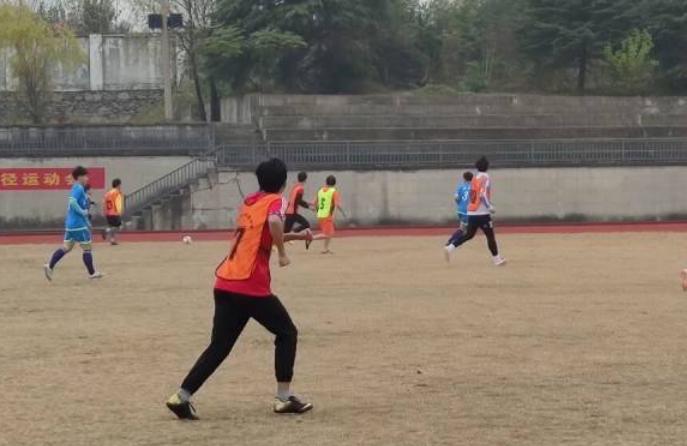 激情澎湃的校园足球,鄂州市秋林高中体艺节