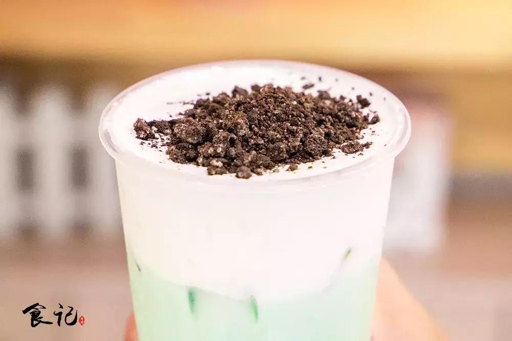 我太太太难了!体感36℃的襄阳夏天,全靠一杯高颜值的茶饮续命