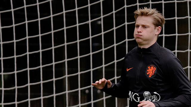 荷兰科曼巴萨,科曼是否要和巴萨续约