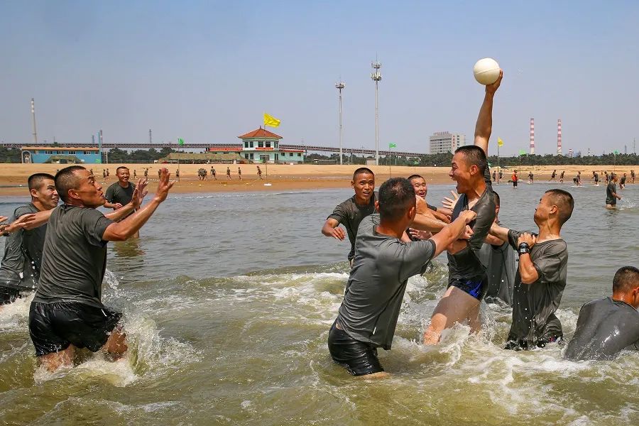 防空尖兵擎天制空大片既视感,防空兵震撼视频