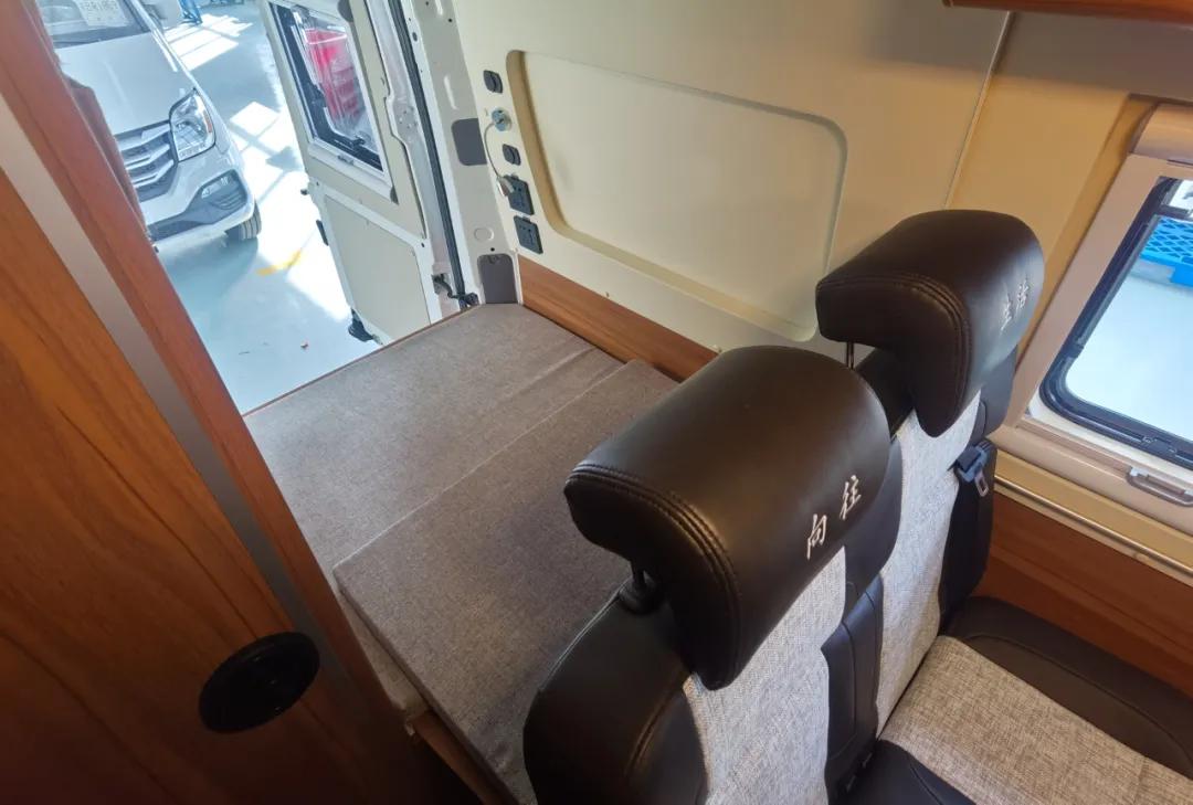 卫航v500有中门5座,卫航v570无中门2021款