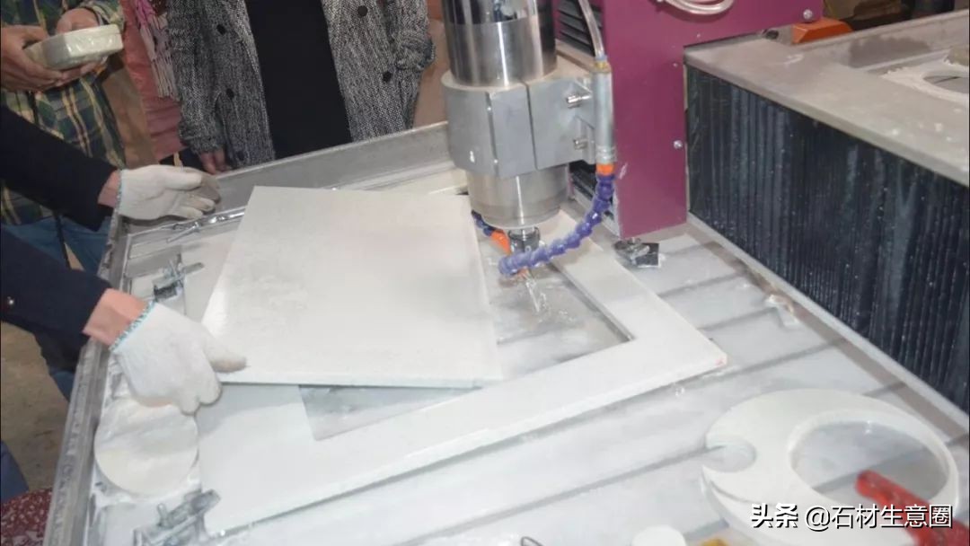 景观石材质有哪些,景观石材基本知识