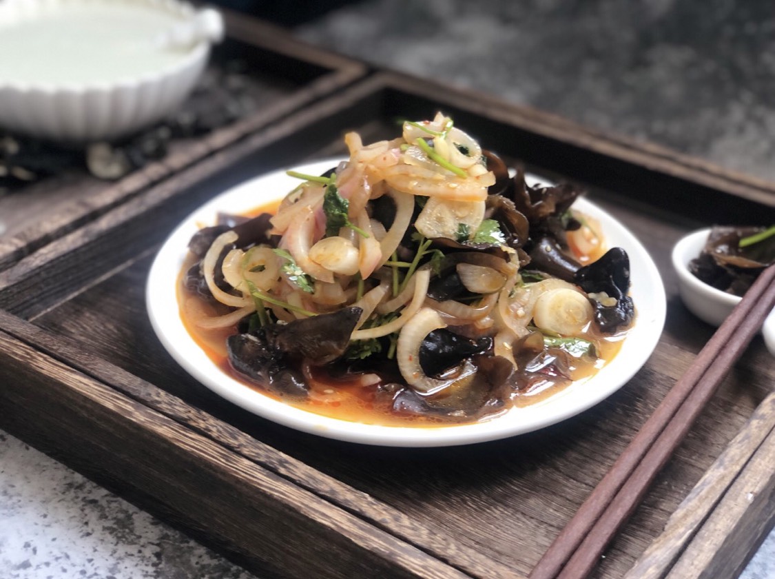 它是天然的减肥菜，每天吃一盘，脂肪悄悄没，身体就会越来越轻松