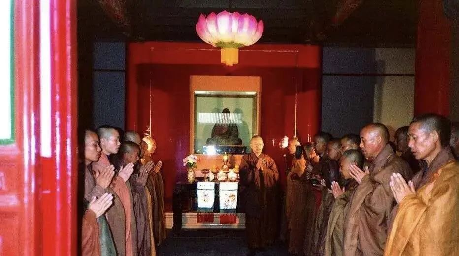 鉴真大师纪录片,鉴真坐像于1980年回国巡展