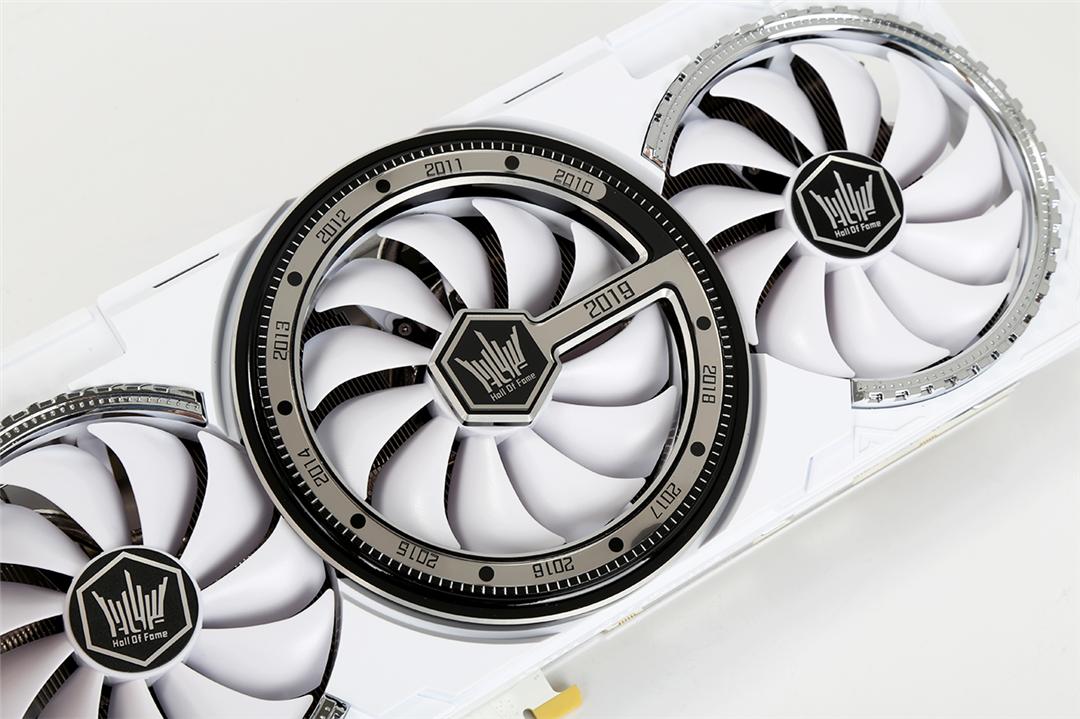 入门级显卡和高端显卡的区别,入门级显卡和核心显卡有啥区别呢