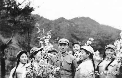 如果我以英雄自居,那我就是个政治贪污犯!