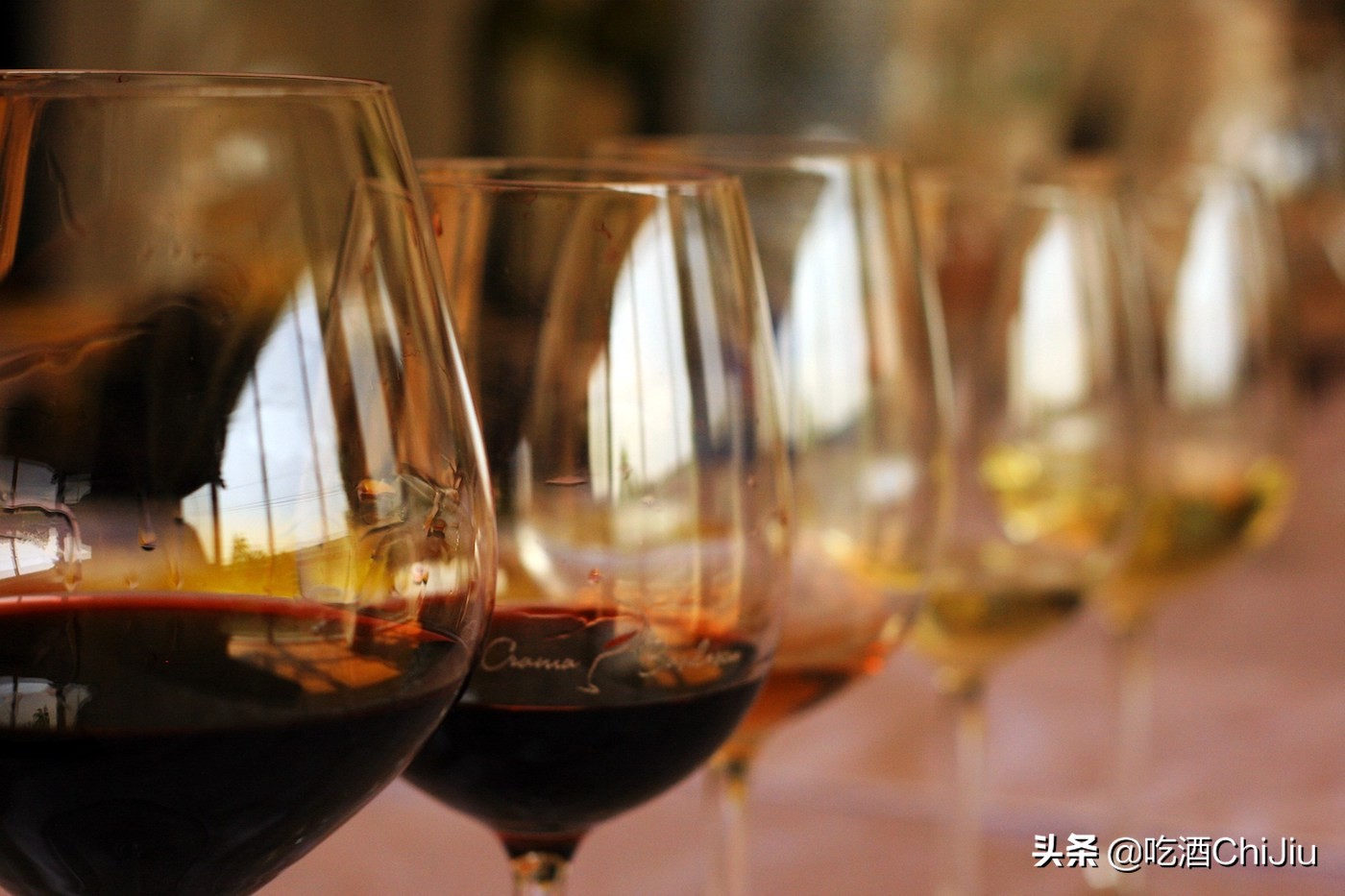 甜红葡萄酒和干红葡萄酒区别,干红和葡萄酒的区别文档