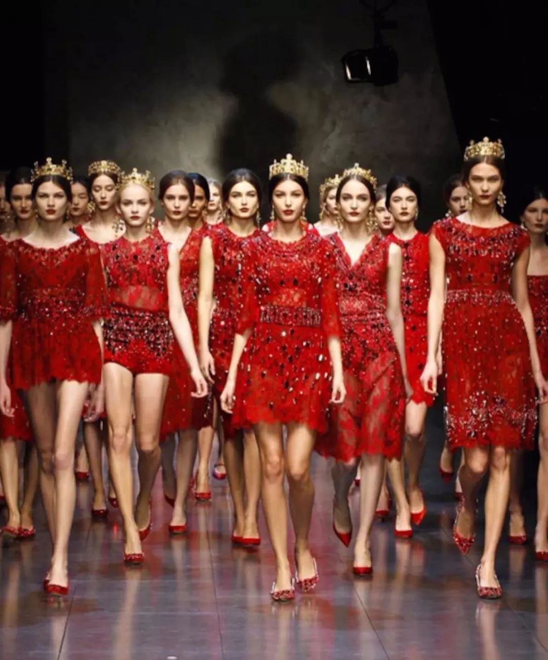 杜嘉班纳辱华事件公关例文,杜嘉班纳辱华事件观点