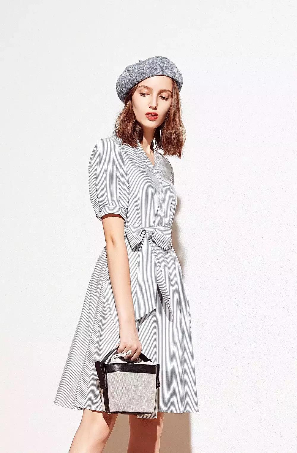 鑺辫嫢浜戦湠姝屾洸澶у叏,鑺辫嫢浜戦湠鍑哄