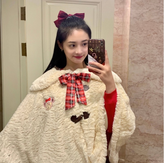 大蝴蝶结爆款,春季蝴蝶结单品搭配