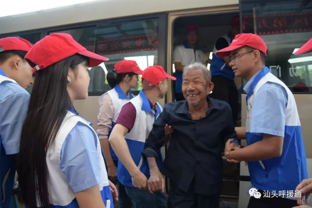 莫道桑榆晚为霞尚满天专访,莫道桑榆晚为霞尚满天央视解说