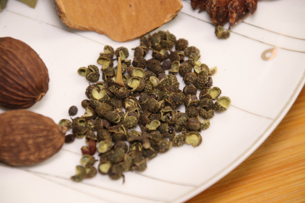 卤肉配方秘方简单易学,自制卤肉用什么配料