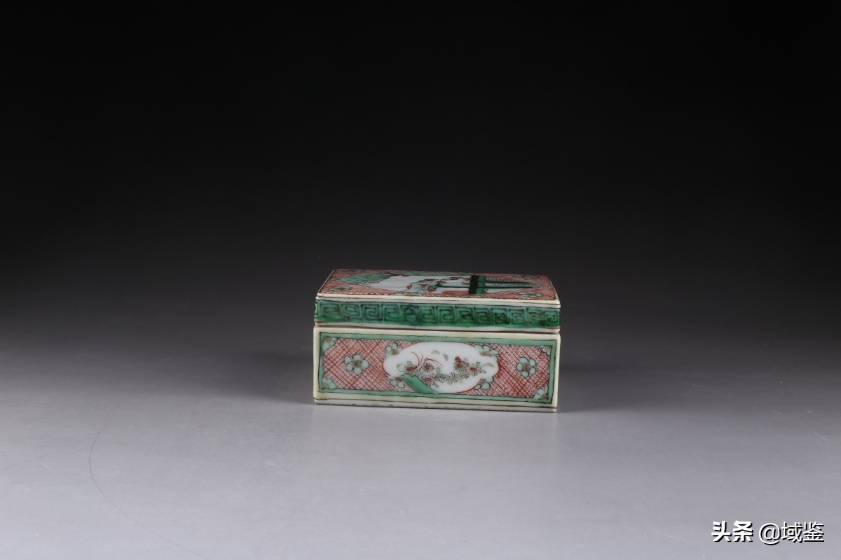 长沙古玩城古瓷拍卖现场,域鉴拍卖雅韵天成精美明清瓷专场