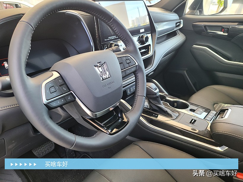 丰田皇冠陆放和新款汉兰达,丰田皇冠陆放比汉兰达高级