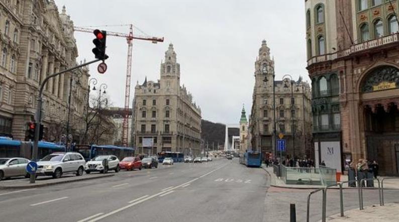 华人在加拿大真实的打工生活,华人生活在加拿大