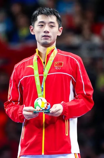 乒乓球跌落神坛,张继科从低谷里崛起