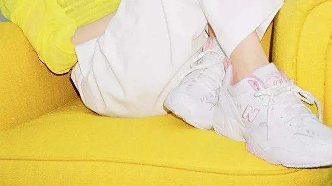 鞋柜留什么鞋子好看又实用,夏天的家薄鞋柜