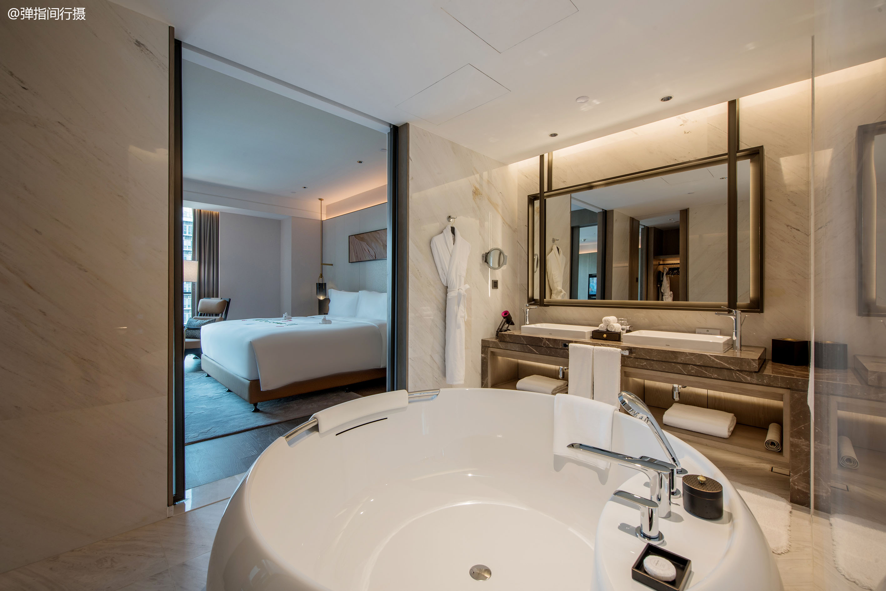 佛山新城保利洲际酒店简介,佛山新城洲际酒店房间