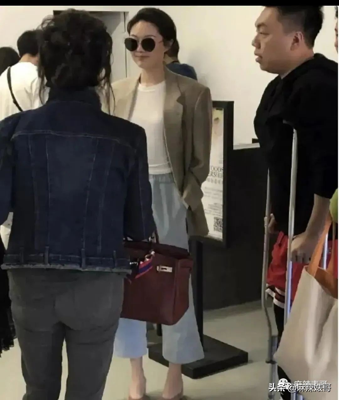 劳斯莱斯请“网红”夫妻,劳斯莱斯请了两个网红是谁