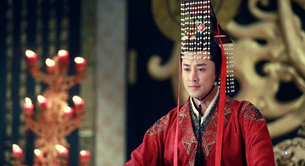 历史上最牛的皇帝的后人,历史上爷孙厉害父亲平庸的皇帝