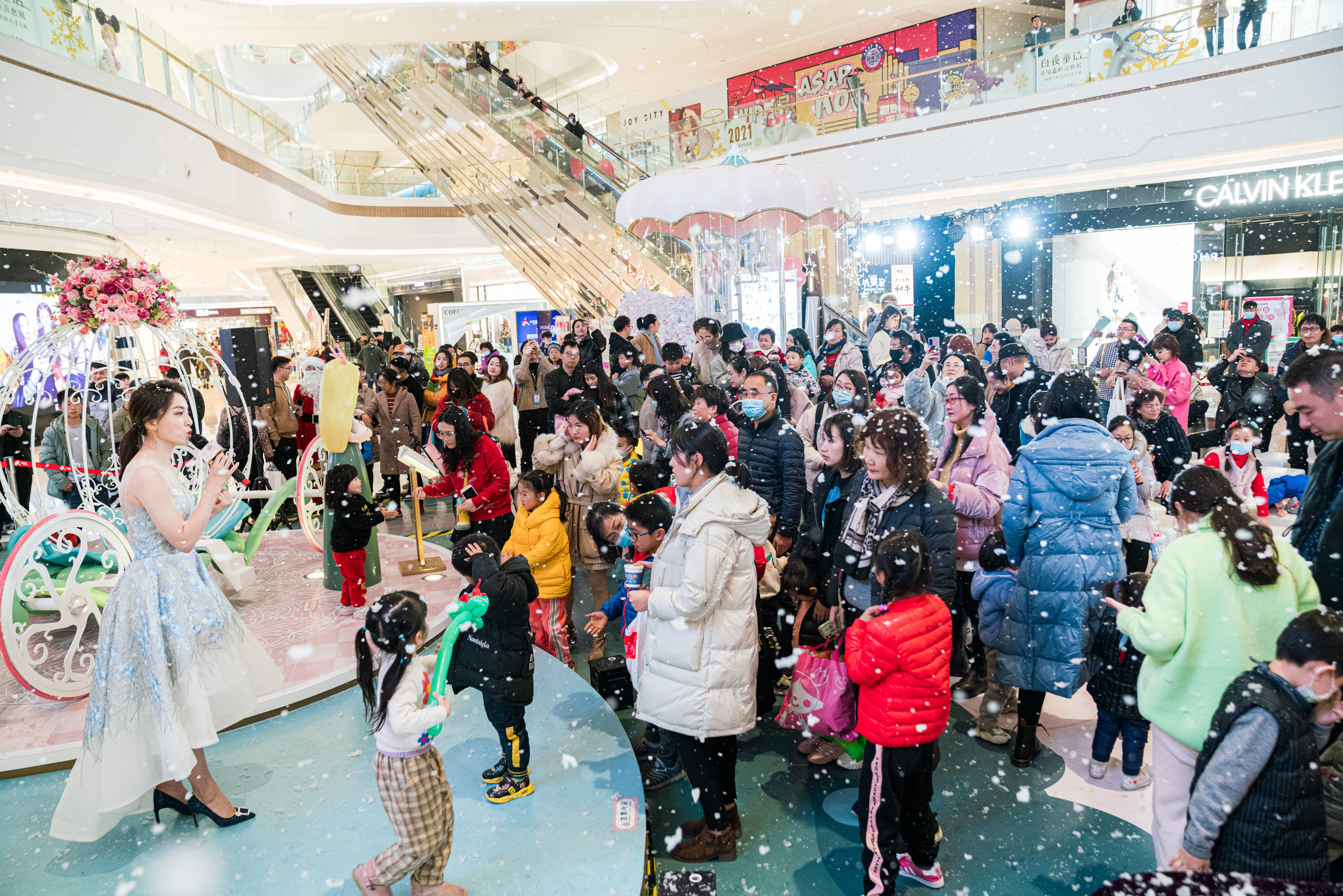 白夜童话大悦城主题展,杭州白夜童话大悦城