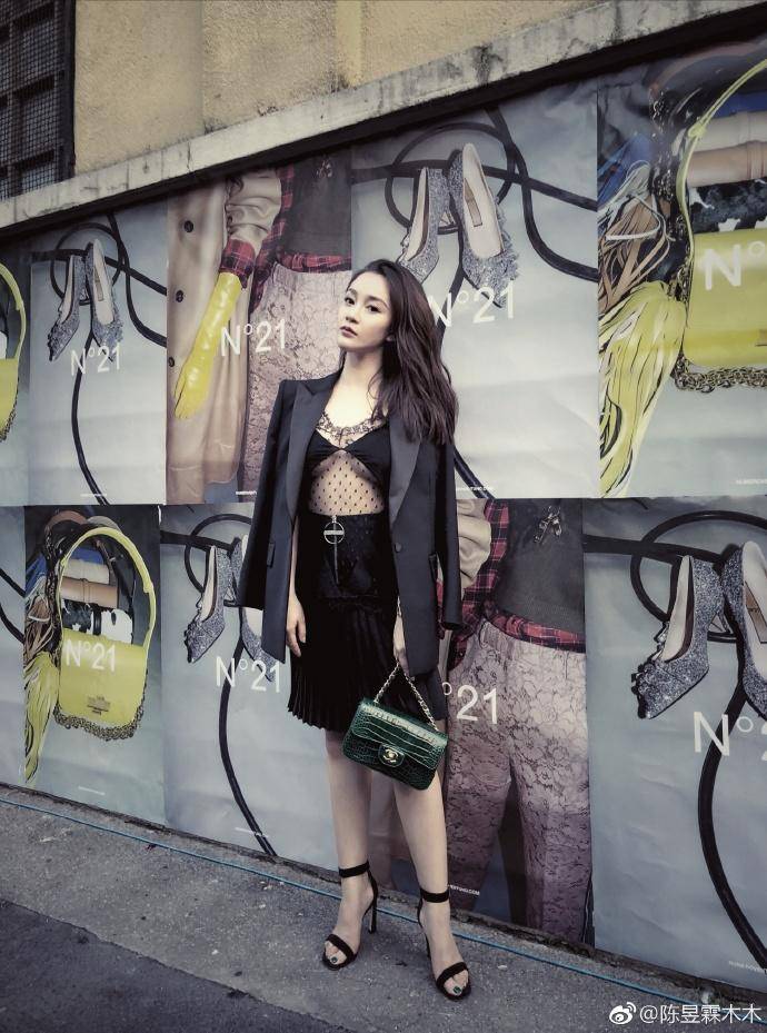 陈昱霖私人包包 (陈昱霖晒出的名牌包包)