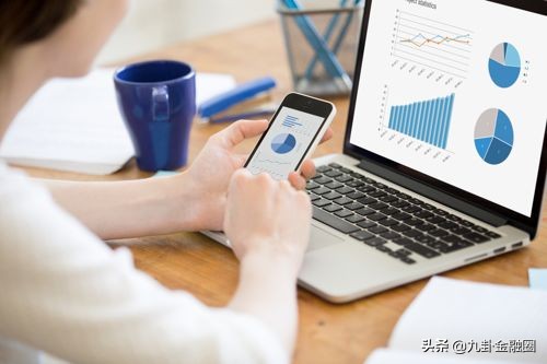 九卦丨手机银行APP蝶变：从“筑巢引凤栖”到“花开蝶自来”