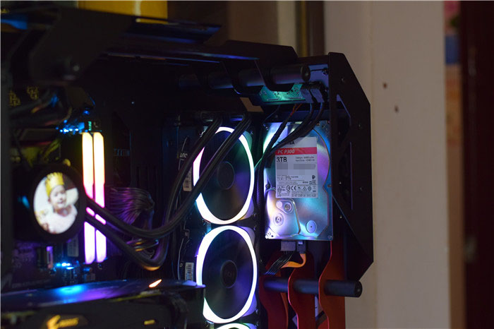 东芝机械硬盘p300和acs200,东芝p300机械硬盘1t是几个磁头