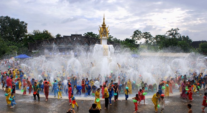 西双版纳吃住行玩攻略,西双版纳吃住行三日游